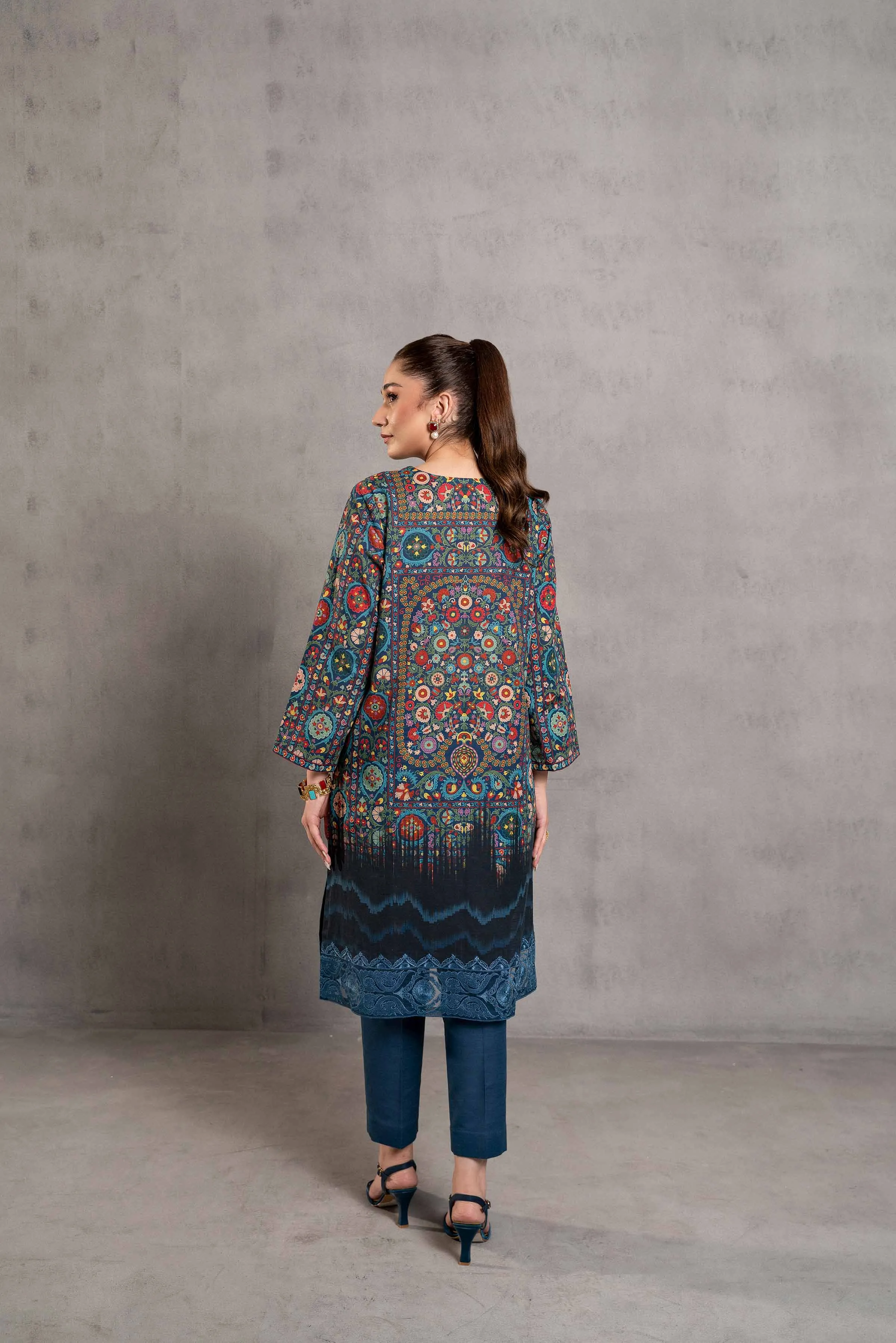 2 Piece - Digital Printed Embroidered Suit - 42303291