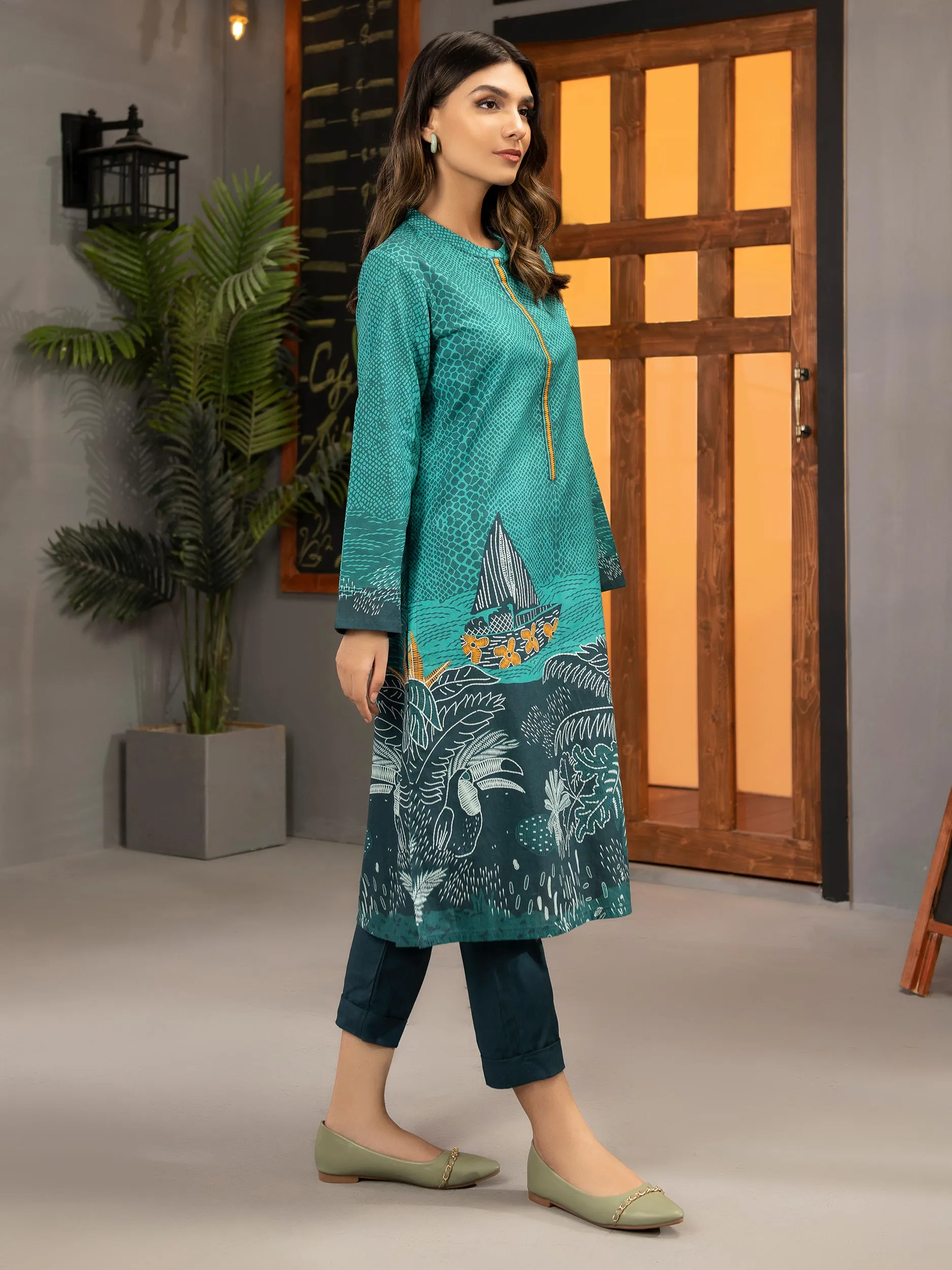 2 Piece Khaddar Suit-Printed (Unstitched)