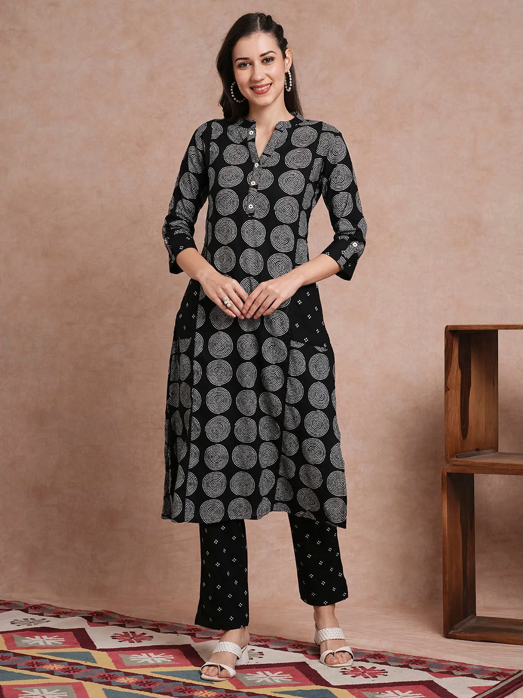 Abstract Floral Printed A-Line Kurta with Pant - Black