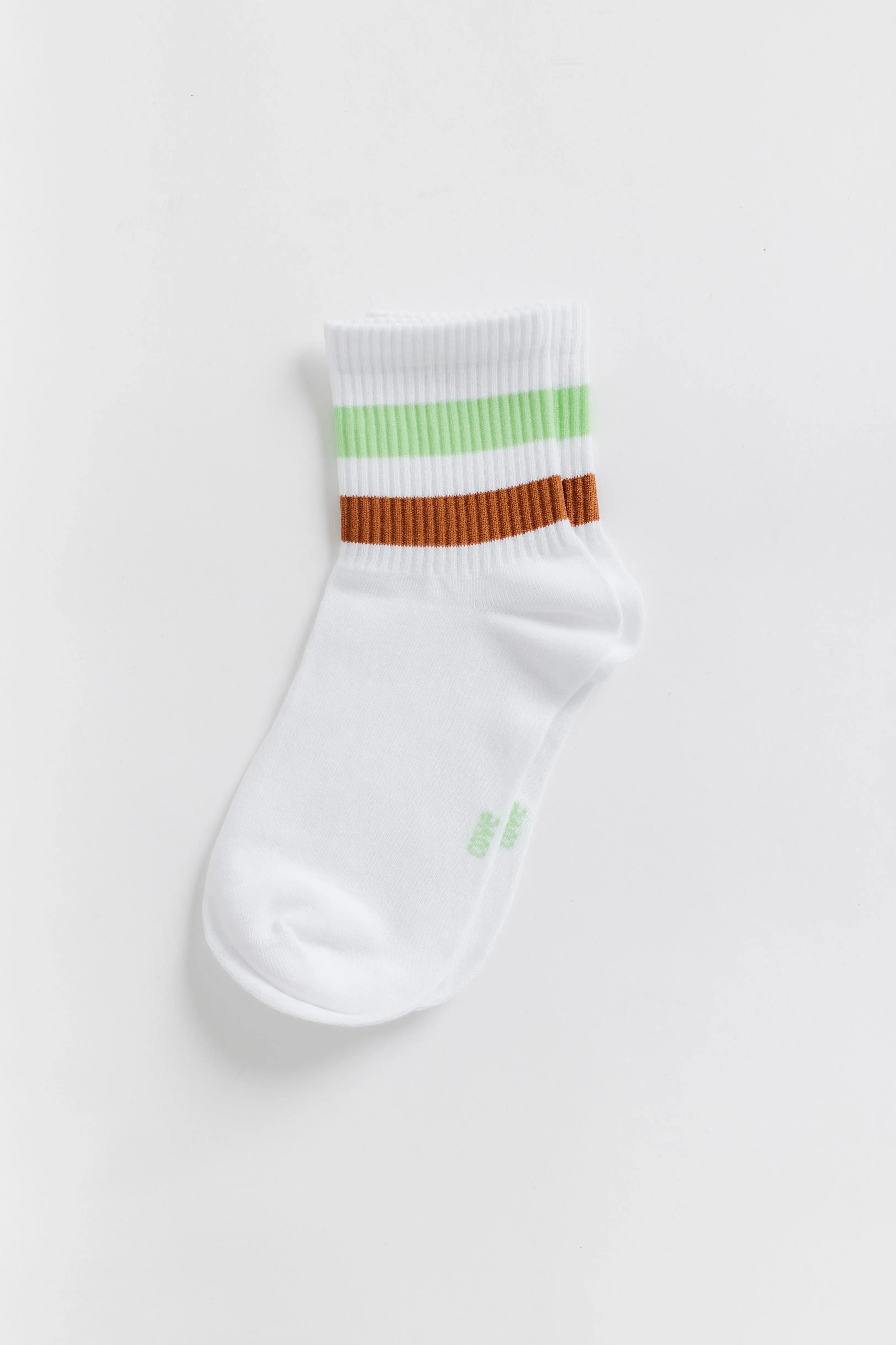 Cove Athletic Quarter Socks