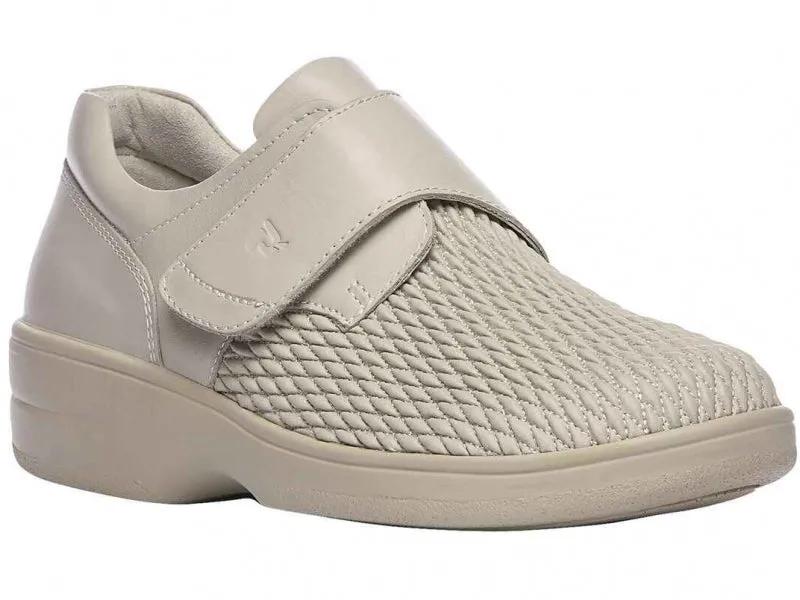 Propet Olivia - Women's Stretchable Shoe